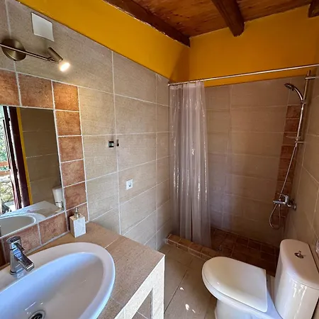 - Corfu Ferienhaus *