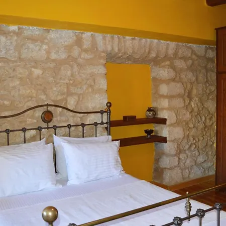 - Corfu Tatil Evi Makrádes